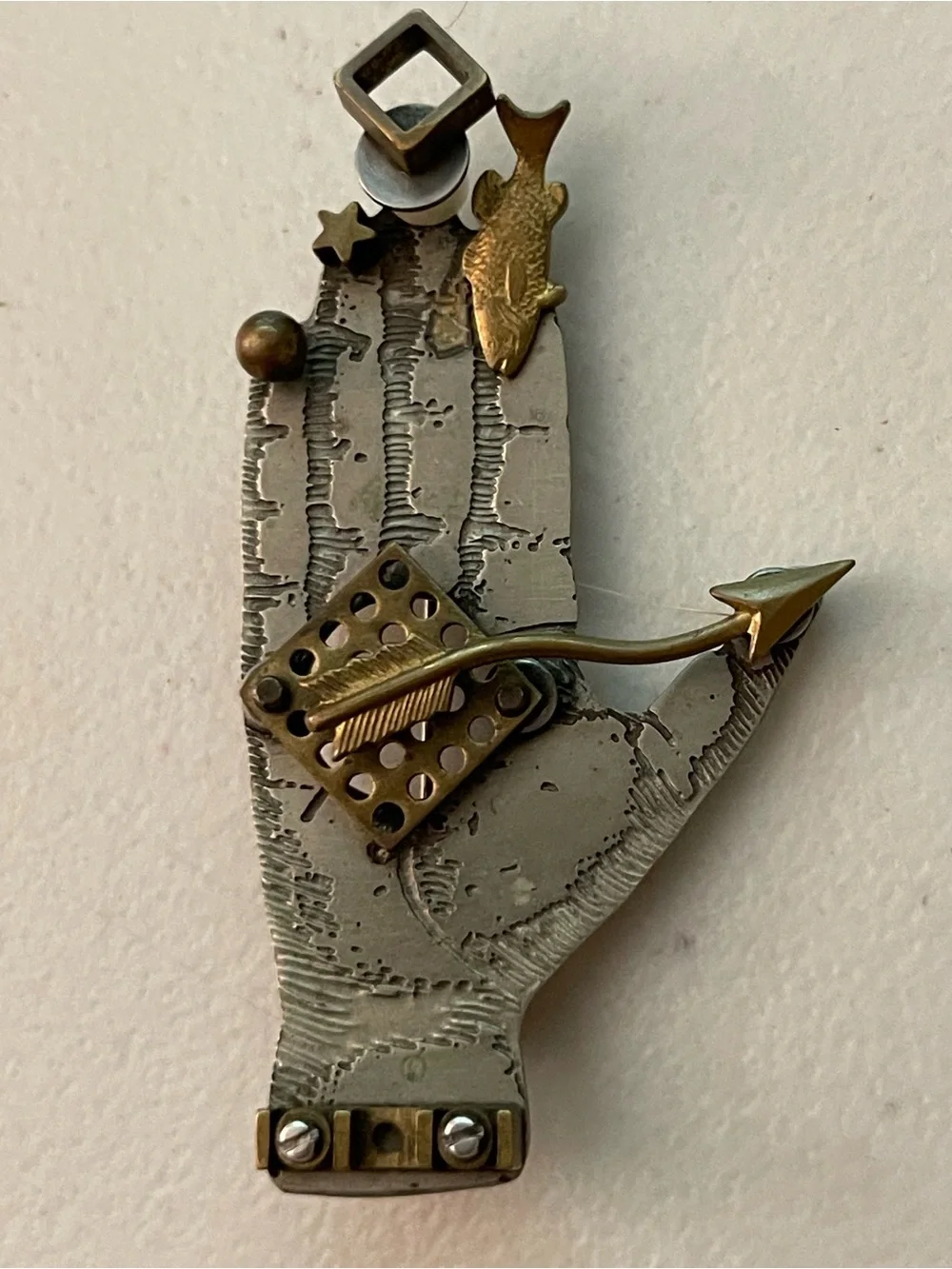 RARE! Thomas Mann mixed medals Hamsa hand brooch artist signed